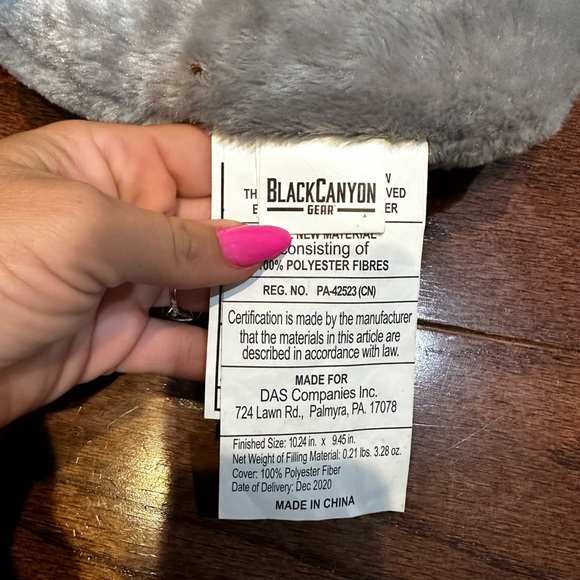 Black Canyon Gray Elephant Plush Neck Rest Pillow - Picture 4 of 4